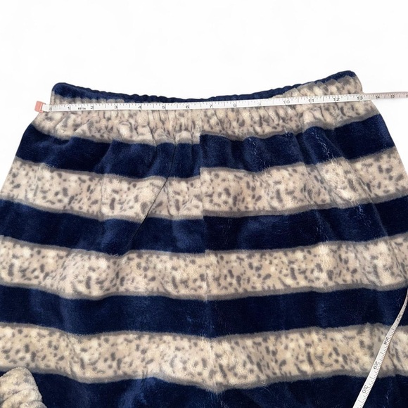 Navy and White Striped Set - Picture 6 of 6